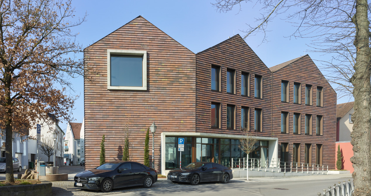 Slider DAS AURA by Greiner Pleidelsheim